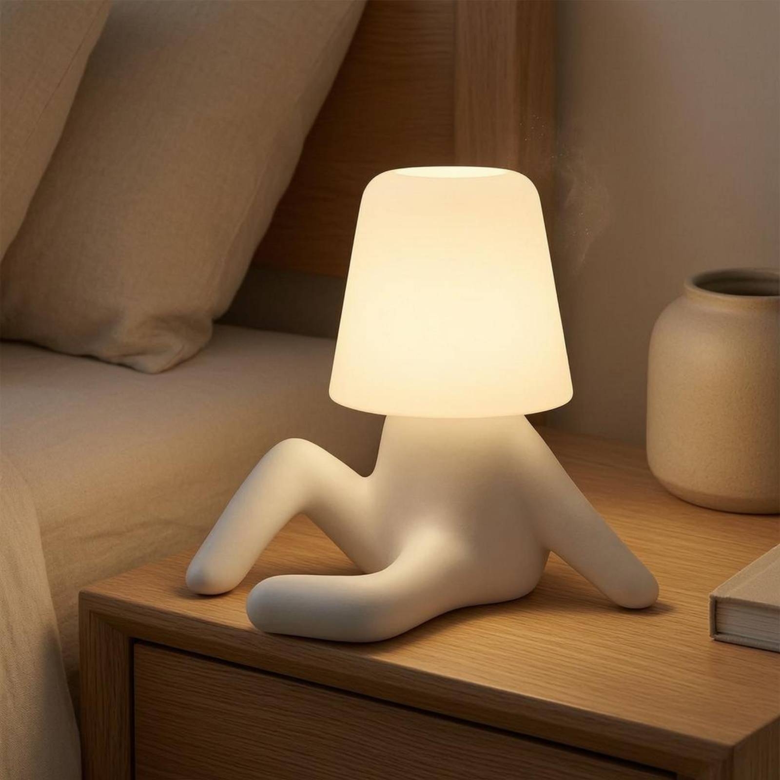座り姿のフィギュアランプ ABS樹脂製ベッドサイドナイトライ - Home Office Desk のレビューと価格