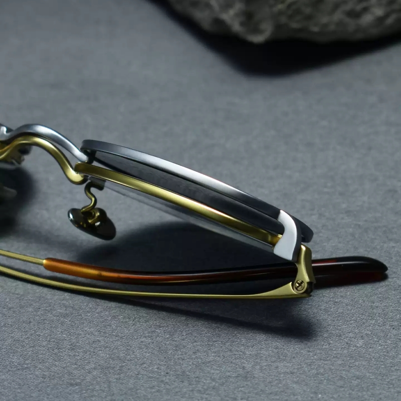オラミンズ超軽量純チタン磁気近視メガネレトロスクエアメンズビ - Blue Light Glasses のレビューと価格